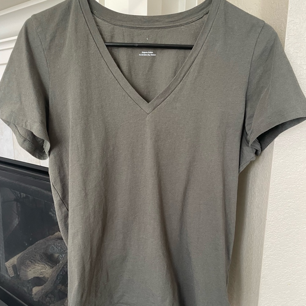 Everlane Cotton V Neck - Kambaba - Large